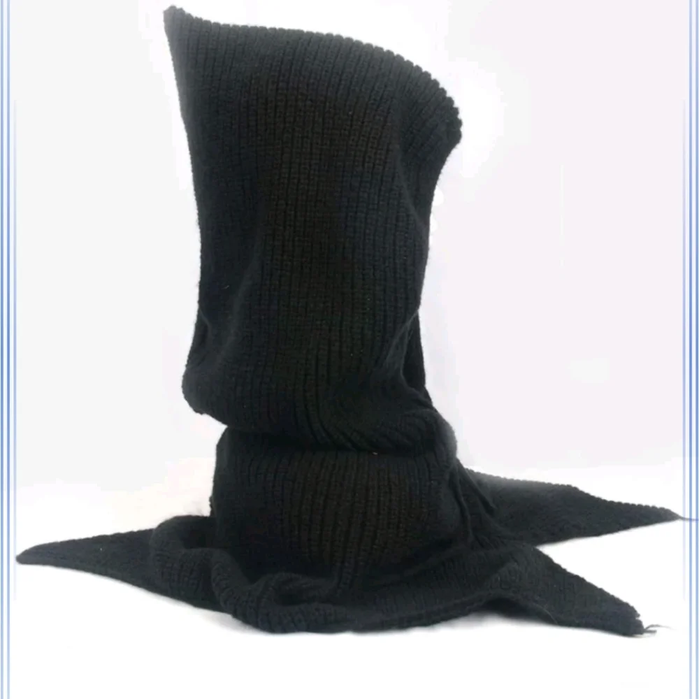 Black knit hood
